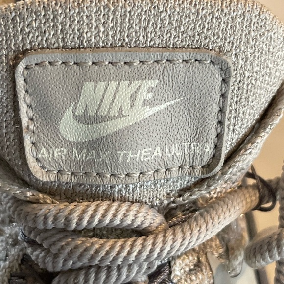 Nike Women's Air Max Thea Ultra Flyknit Grey Sneakers Size 6.5 - Picture 10 of 13